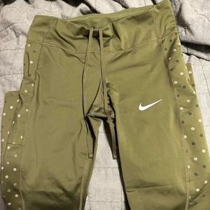 Nike leggings